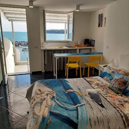 Ferienwohnung La Terrazza Di Maria Procida Exterior foto