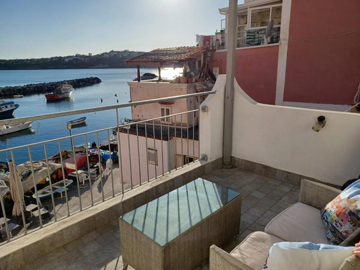 Ferienwohnung La Terrazza Di Maria Procida Exterior foto