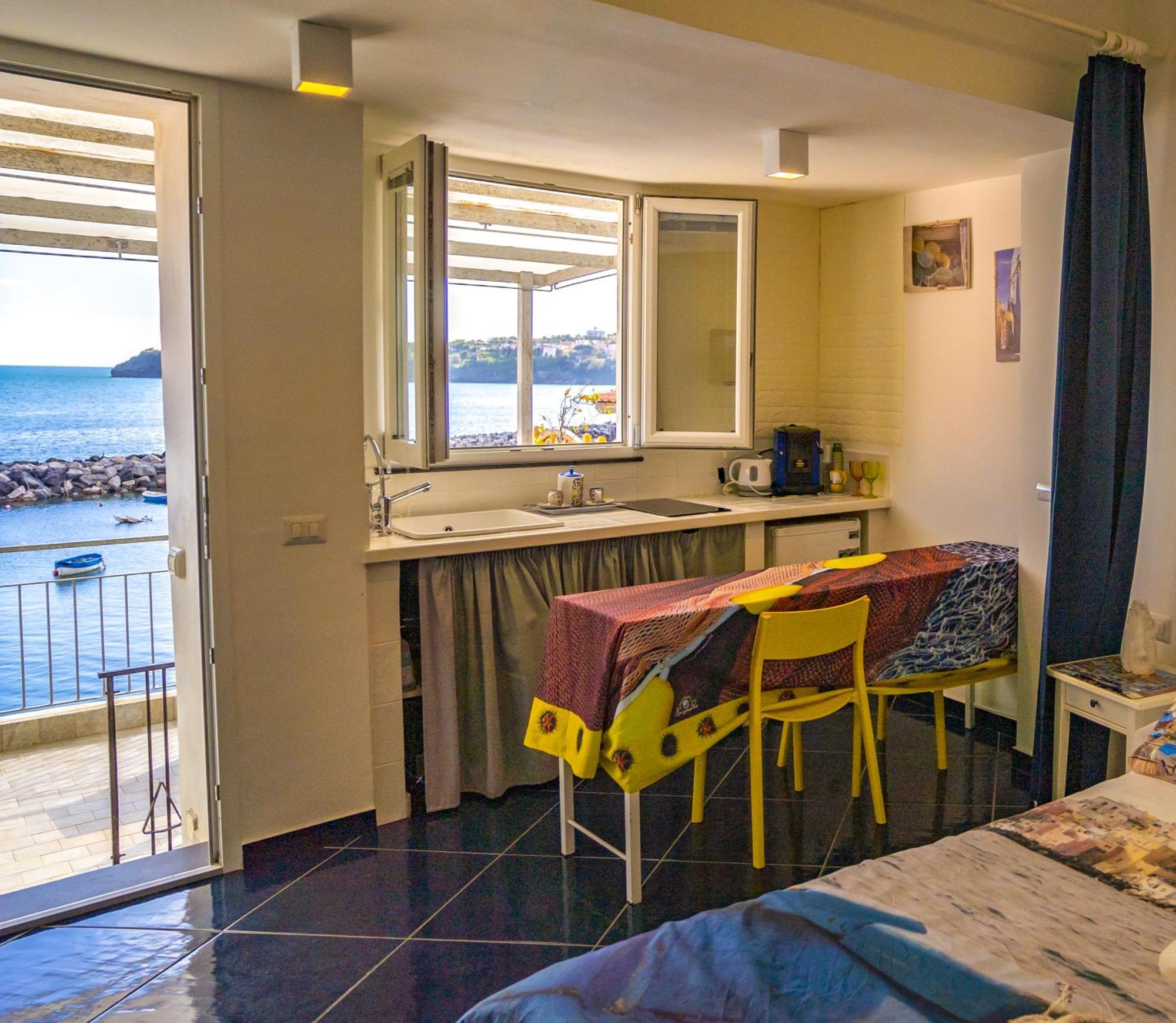 Ferienwohnung La Terrazza Di Maria Procida Exterior foto